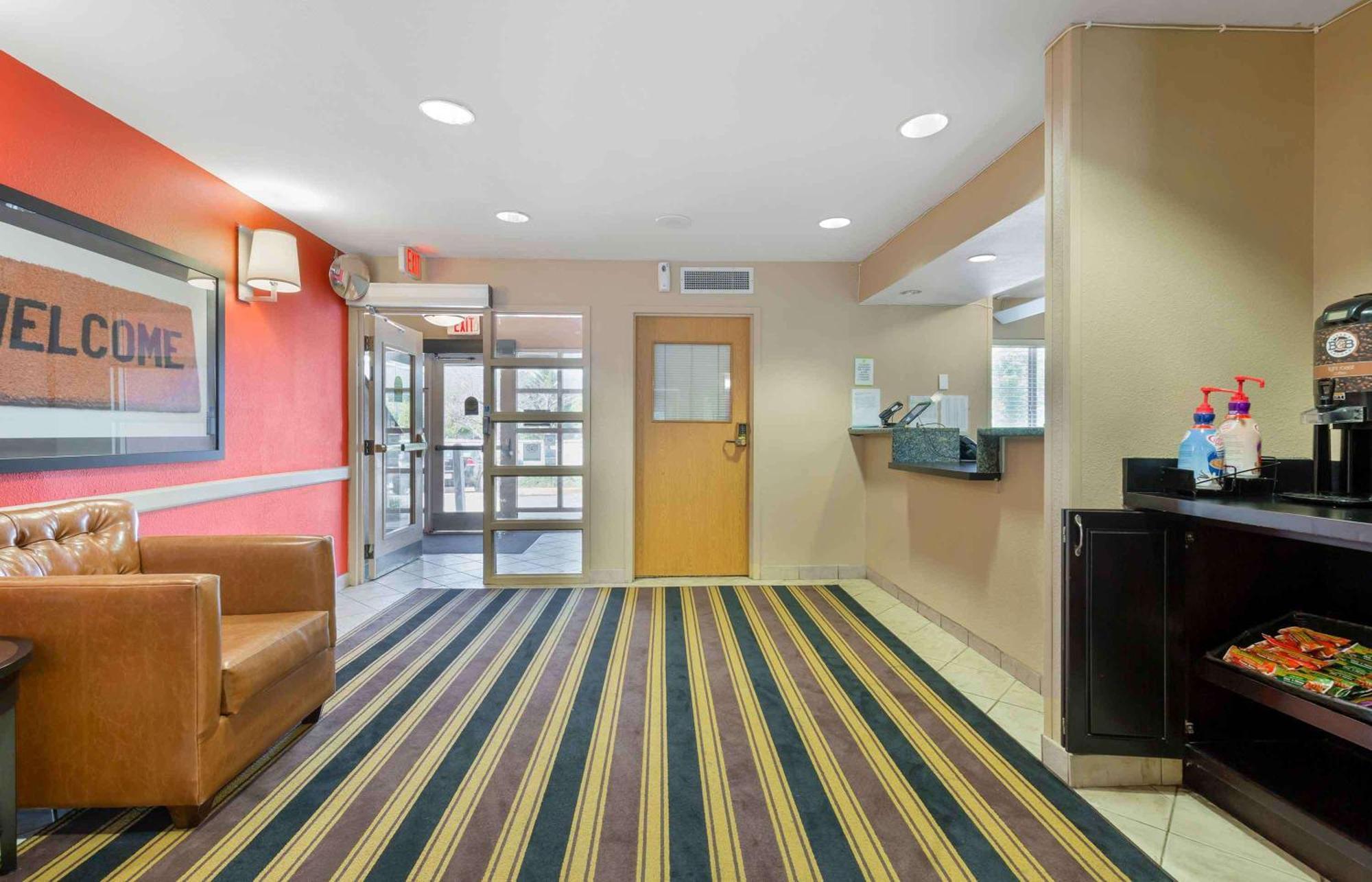 Mainstay Suites Washington Dulles Airport Chantilly Exterior photo